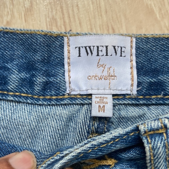 Twelve by Ontwelfth Denim Jean Shorts Women's Medium Blue High Rise Distressed - Picture 2 of 7